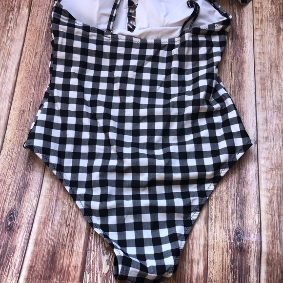 One Piece Bathing Suit - Picture 3 of 4